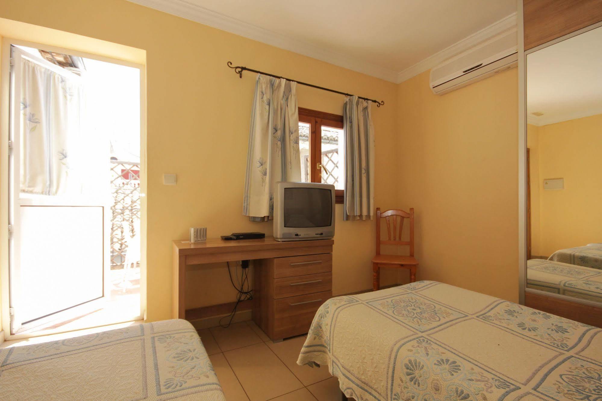 Hostal Costa Azul Granada Eksteriør billede